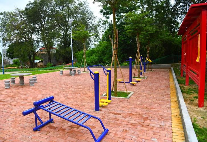 樂賀村文化廣場(chǎng) 休閑健身設(shè)施管理與駐村干部的責(zé)任擔(dān)當(dāng)